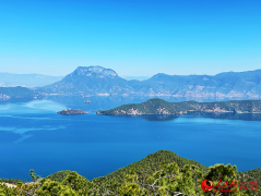 迁到了离湖几百米的地